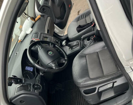 Белый Шкода Октавия, объемом двигателя 1.97 л и пробегом 228 тыс. км за 7200 $, фото 13 на Automoto.ua