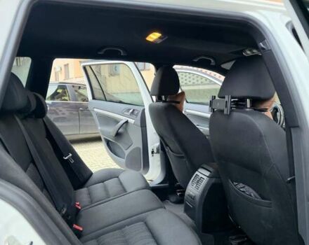 Белый Шкода Октавия, объемом двигателя 1.6 л и пробегом 268 тыс. км за 9500 $, фото 3 на Automoto.ua