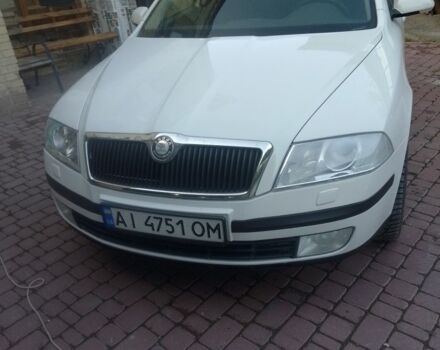 Белый Шкода Октавия, объемом двигателя 2 л и пробегом 250 тыс. км за 5700 $, фото 3 на Automoto.ua