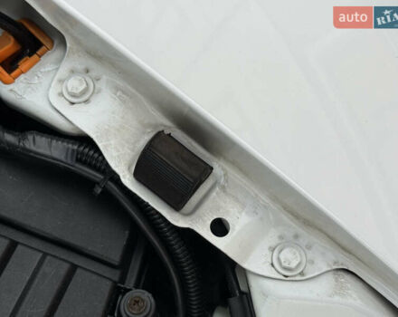 Білий Шкода Октавія, об'ємом двигуна 1.6 л та пробігом 245 тис. км за 6900 $, фото 79 на Automoto.ua