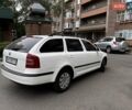 Белый Шкода Октавия, объемом двигателя 1.6 л и пробегом 307 тыс. км за 5500 $, фото 8 на Automoto.ua