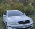 Белый Шкода Октавия, объемом двигателя 2 л и пробегом 440 тыс. км за 6000 $, фото 1 на Automoto.ua