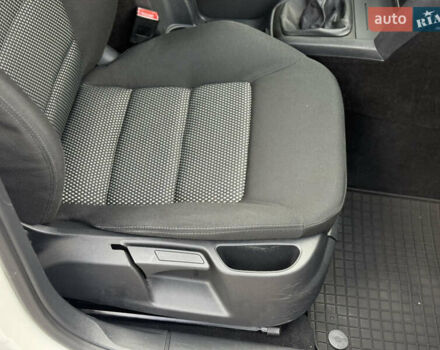 Белый Шкода Октавия, объемом двигателя 1.6 л и пробегом 245 тыс. км за 7200 $, фото 57 на Automoto.ua