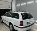Белый Шкода Октавия, объемом двигателя 1.6 л и пробегом 277 тыс. км за 3999 $, фото 4 на Automoto.ua