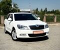 Белый Шкода Октавия, объемом двигателя 1.39 л и пробегом 216 тыс. км за 7500 $, фото 1 на Automoto.ua