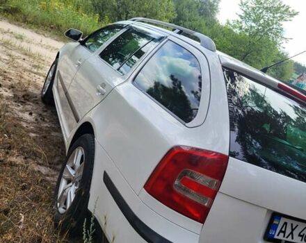 Білий Шкода Октавія, об'ємом двигуна 1.8 л та пробігом 219 тис. км за 7000 $, фото 6 на Automoto.ua