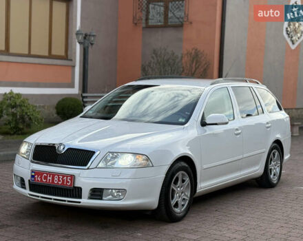 Білий Шкода Октавія, об'ємом двигуна 1.6 л та пробігом 245 тис. км за 6900 $, фото 25 на Automoto.ua
