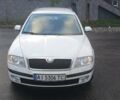 Білий Шкода Октавія, об'ємом двигуна 1.6 л та пробігом 236 тис. км за 6500 $, фото 1 на Automoto.ua