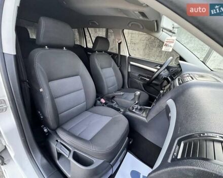 Білий Шкода Октавія, об'ємом двигуна 1.98 л та пробігом 257 тис. км за 6500 $, фото 4 на Automoto.ua