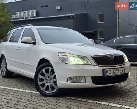 Белый Шкода Октавия, объемом двигателя 1.6 л и пробегом 268 тыс. км за 9500 $, фото 2 на Automoto.ua