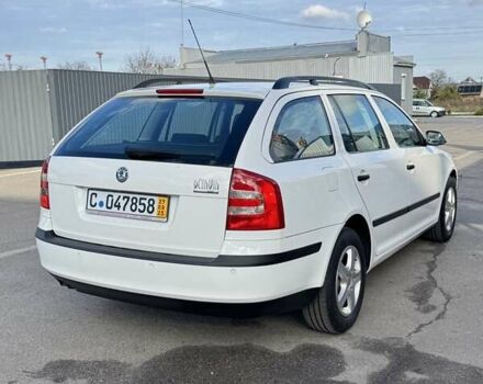 Білий Шкода Октавія, об'ємом двигуна 1.6 л та пробігом 161 тис. км за 7350 $, фото 4 на Automoto.ua