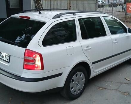 Білий Шкода Октавія, об'ємом двигуна 1.6 л та пробігом 236 тис. км за 6500 $, фото 8 на Automoto.ua