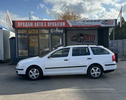 Білий Шкода Октавія, об'ємом двигуна 1.6 л та пробігом 161 тис. км за 7350 $, фото 7 на Automoto.ua