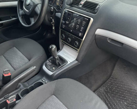 Белый Шкода Октавия, объемом двигателя 1.6 л и пробегом 280 тыс. км за 7900 $, фото 14 на Automoto.ua