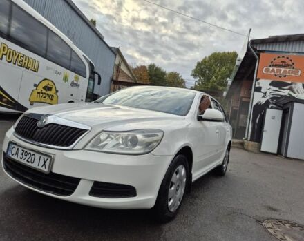 Білий Шкода Октавія, об'ємом двигуна 1.6 л та пробігом 252 тис. км за 7750 $, фото 11 на Automoto.ua