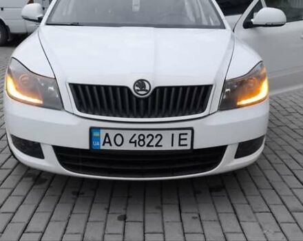 Шкода Октавия 2009 в Мукачеве на Automoto.ua Белый Шкода Октавия, объемом двигателя 1.39 л и пробегом 251 тыс. км за 7300 $, фото 12 на Automoto.ua