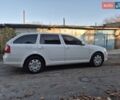 Шкода Октавия 2009 в Умани на Automoto.ua Белый Шкода Октавия, объемом двигателя 1.6 л и пробегом 252 тыс. км за 7600 $, фото 5 на Automoto.ua