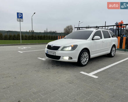 Білий Шкода Октавія, об'ємом двигуна 1.6 л та пробігом 299 тис. км за 7600 $, фото 2 на Automoto.ua
