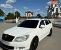 Білий Шкода Октавія, об'ємом двигуна 2 л та пробігом 236 тис. км за 6000 $, фото 1 на Automoto.ua