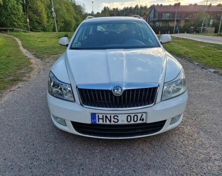 Белый Шкода Октавия, объемом двигателя 1.9 л и пробегом 220 тыс. км за 2200 $, фото 13 на Automoto.ua