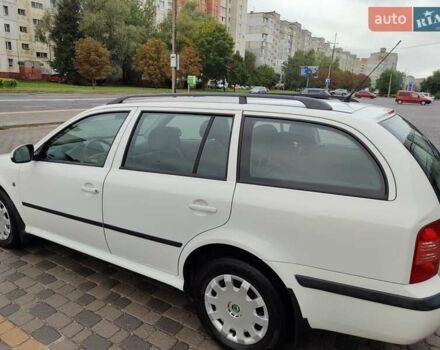 Белый Шкода Октавия, объемом двигателя 1.6 л и пробегом 217 тыс. км за 5500 $, фото 17 на Automoto.ua