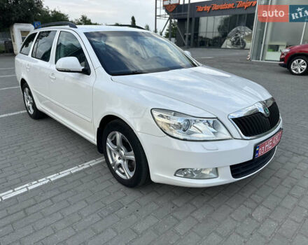 Білий Шкода Октавія, об'ємом двигуна 2 л та пробігом 260 тис. км за 9400 $, фото 20 на Automoto.ua