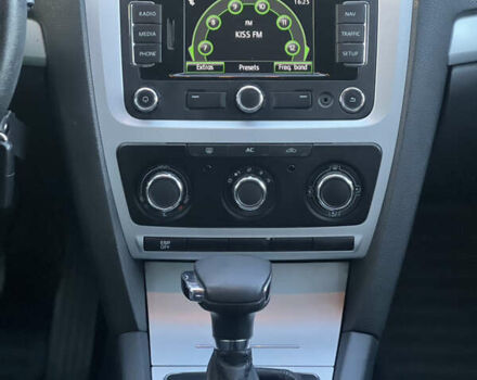 Белый Шкода Октавия, объемом двигателя 1.6 л и пробегом 236 тыс. км за 8200 $, фото 35 на Automoto.ua