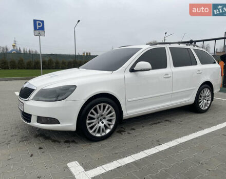 Білий Шкода Октавія, об'ємом двигуна 1.6 л та пробігом 299 тис. км за 7600 $, фото 34 на Automoto.ua