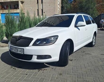 Білий Шкода Октавія, об'ємом двигуна 1.6 л та пробігом 320 тис. км за 7100 $, фото 1 на Automoto.ua