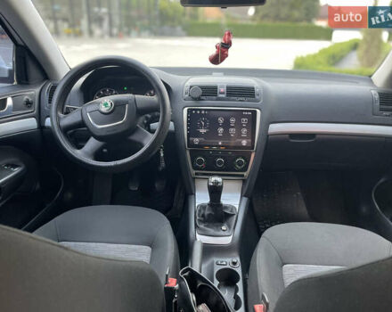 Белый Шкода Октавия, объемом двигателя 1.6 л и пробегом 280 тыс. км за 7900 $, фото 15 на Automoto.ua