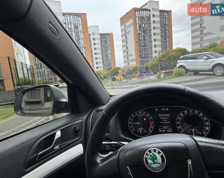 Белый Шкода Октавия, объемом двигателя 2 л и пробегом 260 тыс. км за 5999 $, фото 69 на Automoto.ua