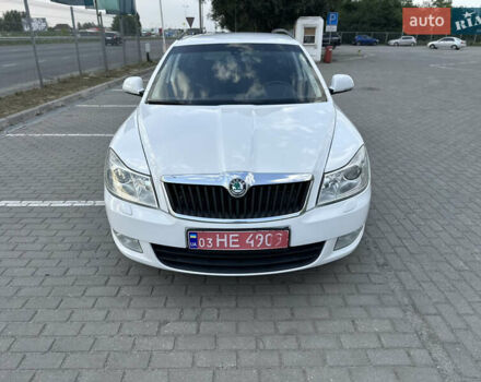 Білий Шкода Октавія, об'ємом двигуна 2 л та пробігом 260 тис. км за 9400 $, фото 25 на Automoto.ua