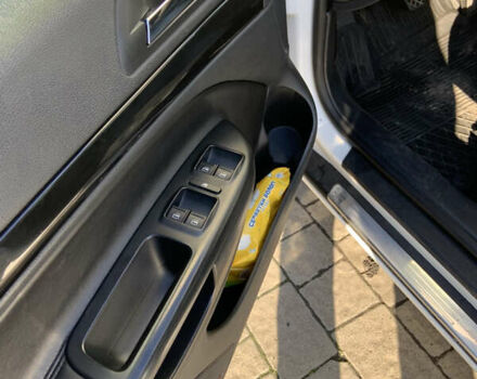 Білий Шкода Октавія, об'ємом двигуна 1.98 л та пробігом 261 тис. км за 7999 $, фото 10 на Automoto.ua