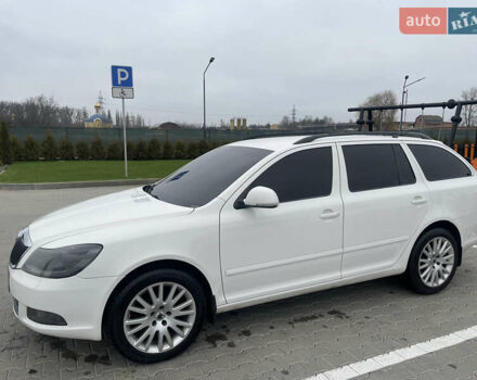 Білий Шкода Октавія, об'ємом двигуна 1.6 л та пробігом 299 тис. км за 7600 $, фото 40 на Automoto.ua