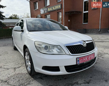 Белый Шкода Октавия, объемом двигателя 1.4 л и пробегом 211 тыс. км за 7000 $, фото 11 на Automoto.ua