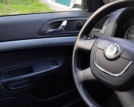 Белый Шкода Октавия, объемом двигателя 1.6 л и пробегом 149 тыс. км за 7900 $, фото 5 на Automoto.ua