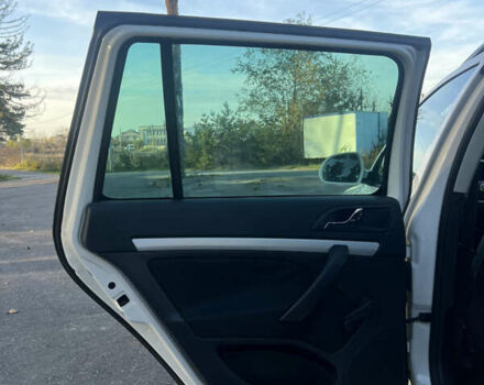 Белый Шкода Октавия, объемом двигателя 1.6 л и пробегом 236 тыс. км за 8200 $, фото 18 на Automoto.ua