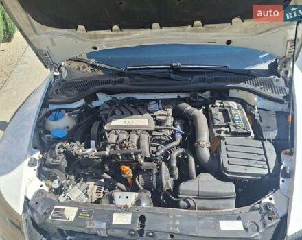 Білий Шкода Октавія, об'ємом двигуна 1.6 л та пробігом 320 тис. км за 7100 $, фото 22 на Automoto.ua