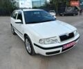 Білий Шкода Октавія, об'ємом двигуна 1.6 л та пробігом 156 тис. км за 6800 $, фото 1 на Automoto.ua