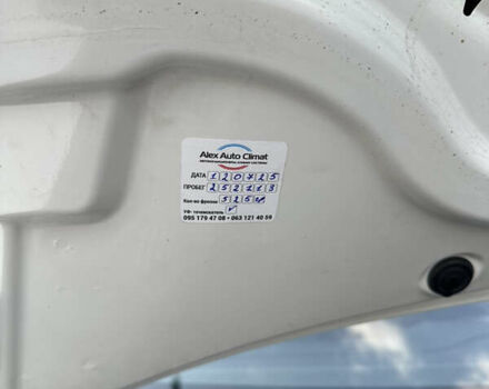 Білий Шкода Октавія, об'ємом двигуна 2 л та пробігом 260 тис. км за 9400 $, фото 45 на Automoto.ua