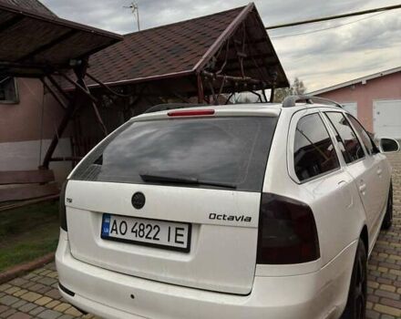 Белый Шкода Октавия, объемом двигателя 1.4 л и пробегом 251 тыс. км за 7200 $, фото 1 на Automoto.ua