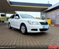 Белый Шкода Октавия, объемом двигателя 1.6 л и пробегом 252 тыс. км за 7600 $, фото 1 на Automoto.ua