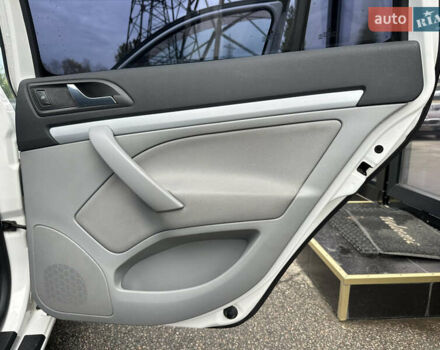 Белый Шкода Октавия, объемом двигателя 1.8 л и пробегом 171 тыс. км за 7800 $, фото 21 на Automoto.ua