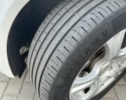 Білий Шкода Октавія, об'ємом двигуна 2 л та пробігом 260 тис. км за 9400 $, фото 50 на Automoto.ua