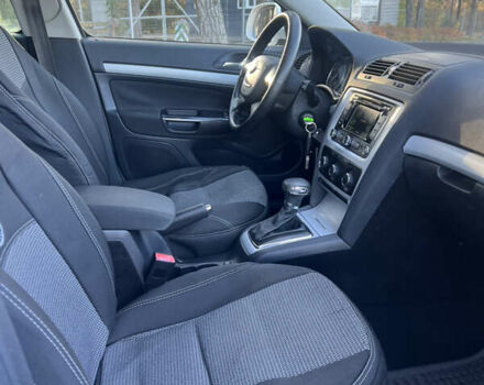 Белый Шкода Октавия, объемом двигателя 1.6 л и пробегом 236 тыс. км за 8200 $, фото 29 на Automoto.ua