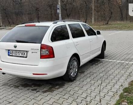 Білий Шкода Октавія, об'ємом двигуна 1.6 л та пробігом 215 тис. км за 7800 $, фото 19 на Automoto.ua