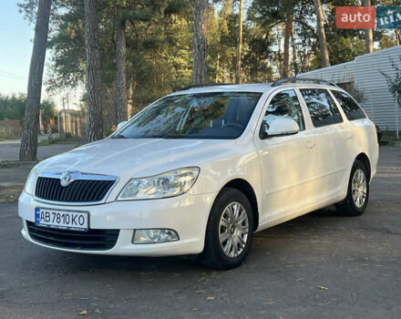 Белый Шкода Октавия, объемом двигателя 1.6 л и пробегом 236 тыс. км за 8200 $, фото 15 на Automoto.ua