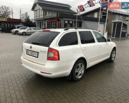 Білий Шкода Октавія, об'ємом двигуна 1.39 л та пробігом 230 тис. км за 6600 $, фото 2 на Automoto.ua
