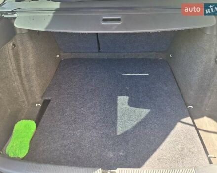 Білий Шкода Октавія, об'ємом двигуна 1.6 л та пробігом 320 тис. км за 7100 $, фото 23 на Automoto.ua