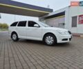 Шкода Октавия 2009 в Умани на Automoto.ua Белый Шкода Октавия, объемом двигателя 1.6 л и пробегом 252 тыс. км за 7600 $, фото 1 на Automoto.ua